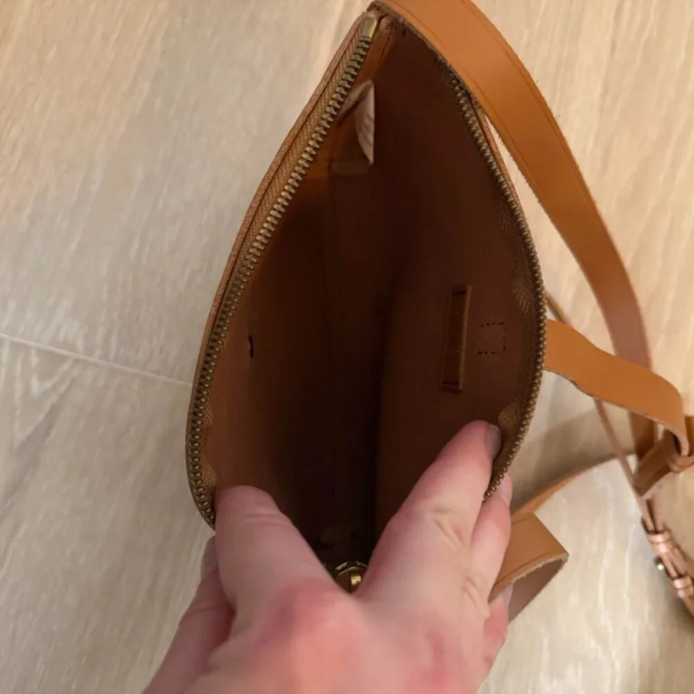 J. Crew Ryann Smooth Leather Crossbody Bag Purse Minimalist Tan Camel